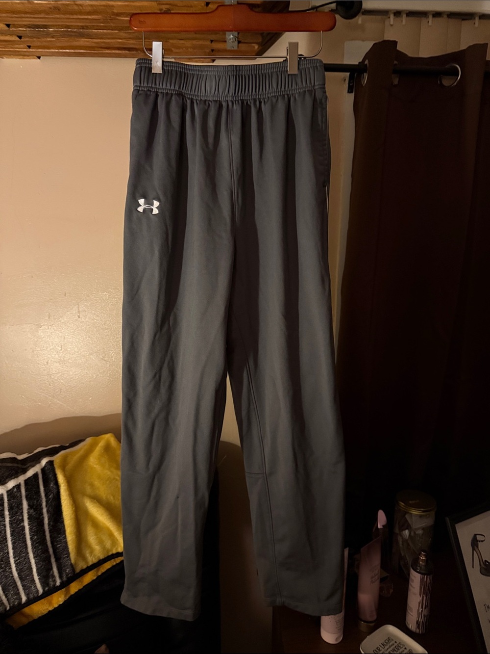Under Armour Dark Gray Men's Zip-Cuff Performance Pants